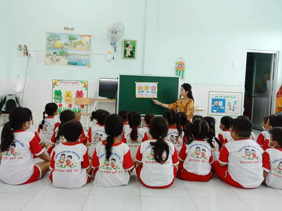 Trường Mầm non Thuận Hưng tổ chức chuyên đề “Giáo dục lấy trẻ làm trung tâm”